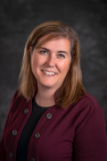 Headshot of Lisa Gardner