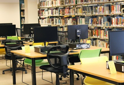MCC Library computer lab