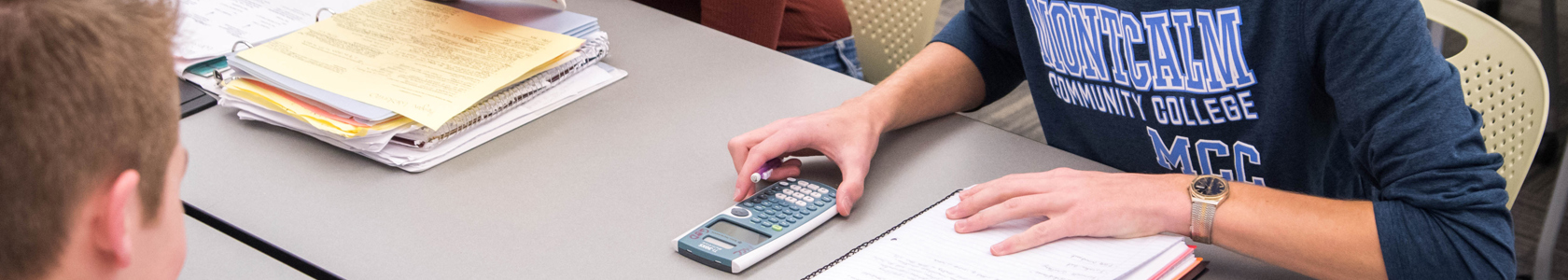 Dual Enrollment students study